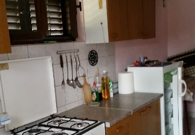 Apartament w Stari Grad - Apartament w Basina z Widok na morze, taras (3450-3) Apartament w Stari Grad - Apartament w Basina z Widok na morze, taras (3450-3)
