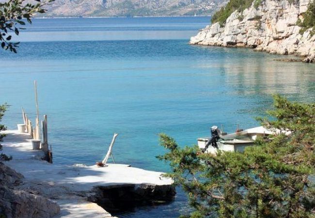 Apartament w Stari Grad - Apartament w Basina z Widok na morze, taras (3450-3) Apartament w Stari Grad - Apartament w Basina z Widok na morze, taras (3450-3)