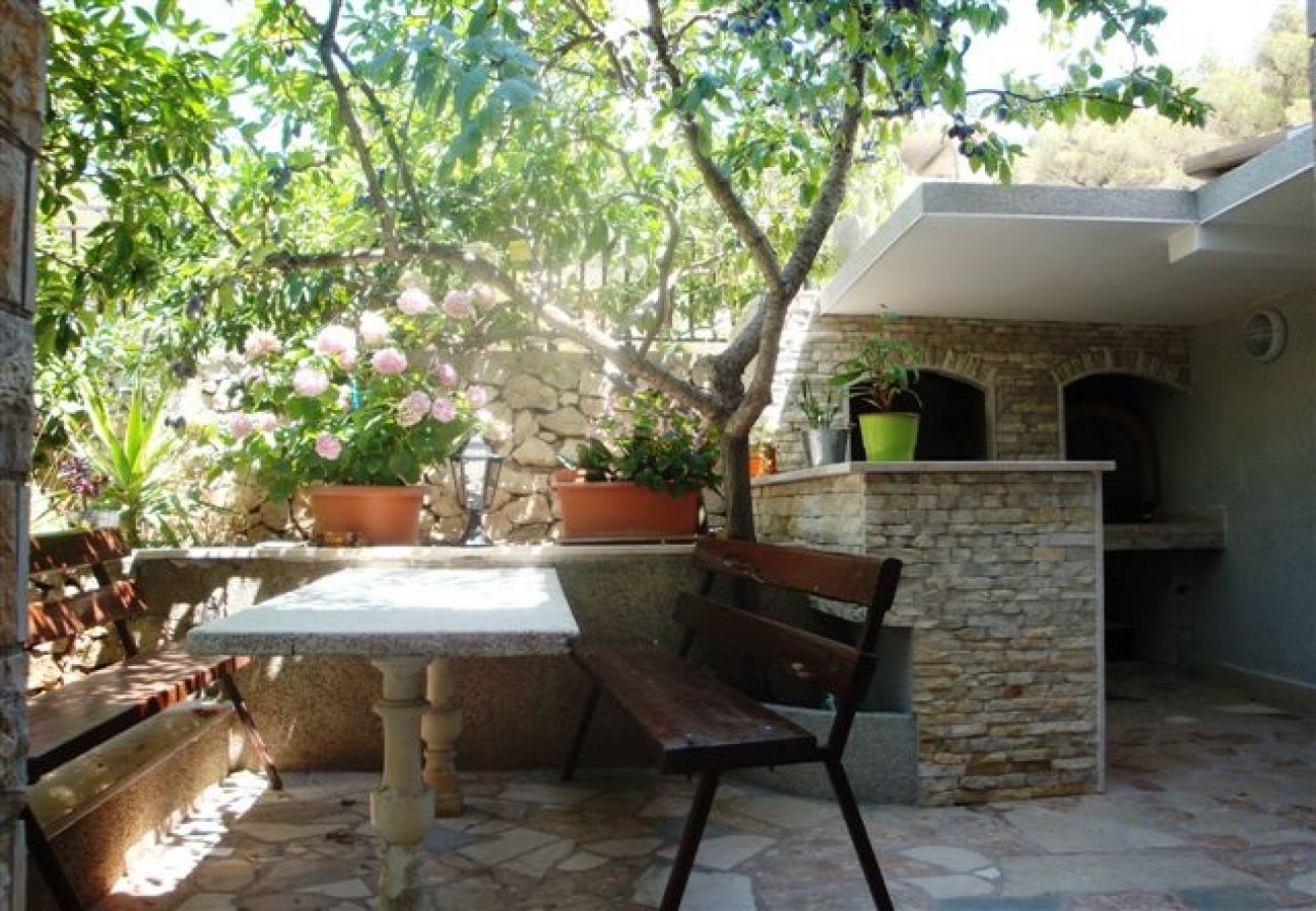 Apartament w Trogir - Apartament w Trogir z Widok na morze, balkon, Klimatyzacja, WIFI (3459-1)