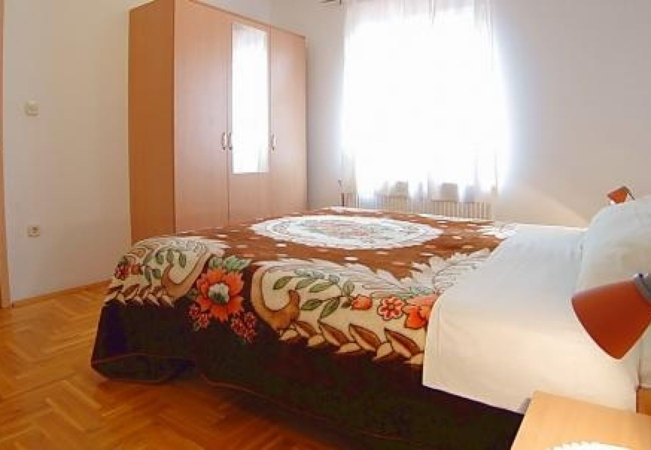 Apartament w Medulin - Apartament w Medulin z taras, Klimatyzacja, WIFI, Pralka (3479-1)