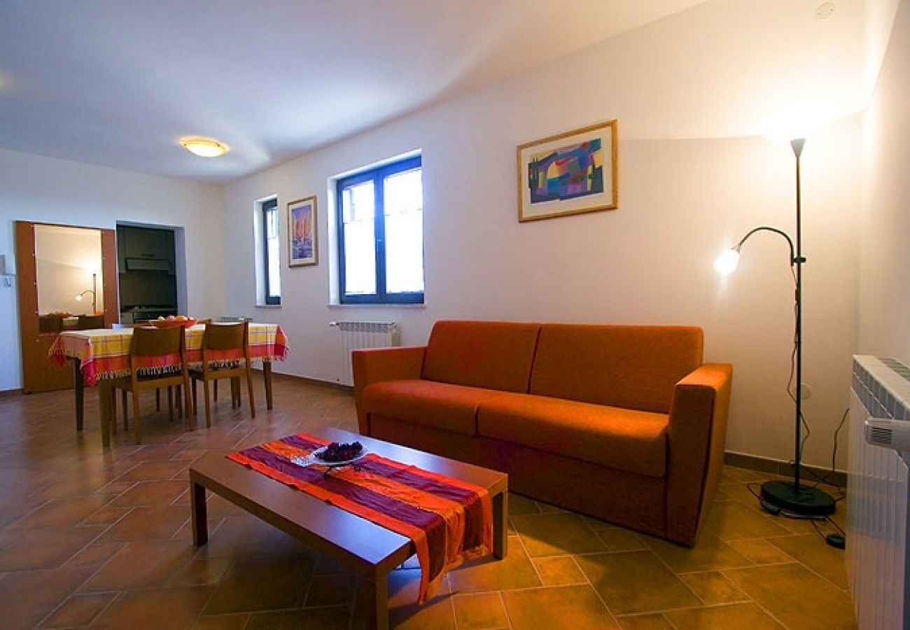 Apartament w Rovinj - Apartament w Rovinj z Widok na morze, balkon, Klimatyzacja, WIFI (3482-8)