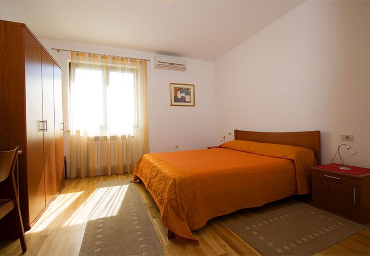 Apartament w Rovinj - Apartament w Rovinj z Widok na morze, balkon, Klimatyzacja, WIFI (3482-8)