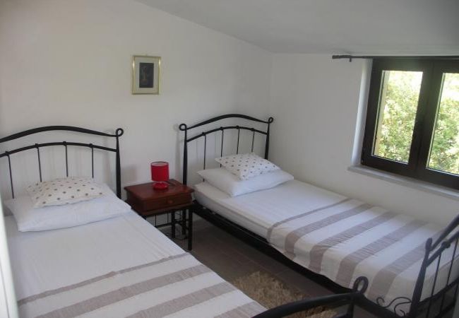 Dom w Vinišce - Domek wypoczynkowy w Vinišće z Widok na morze, balkon, Klimatyzacja, WIFI (3484-1) Dom w Vinišce - Domek wypoczynkowy w Vinišće z Widok na morze, balkon, Klimatyzacja, WIFI (3484-1)