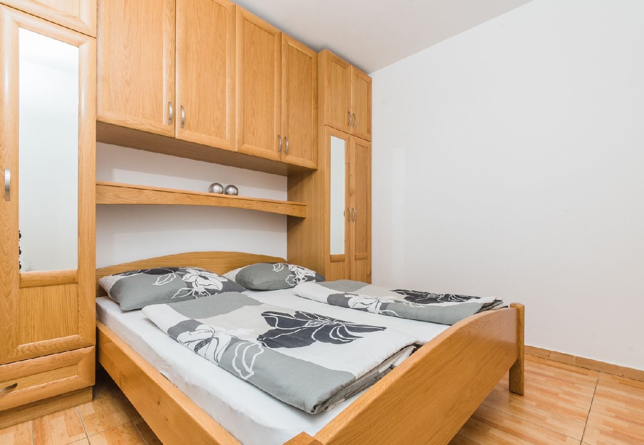 Apartament w Crikvenica - Apartament w Crikvenica z Widok na morze, balkon, Klimatyzacja, WIFI (3492-3)