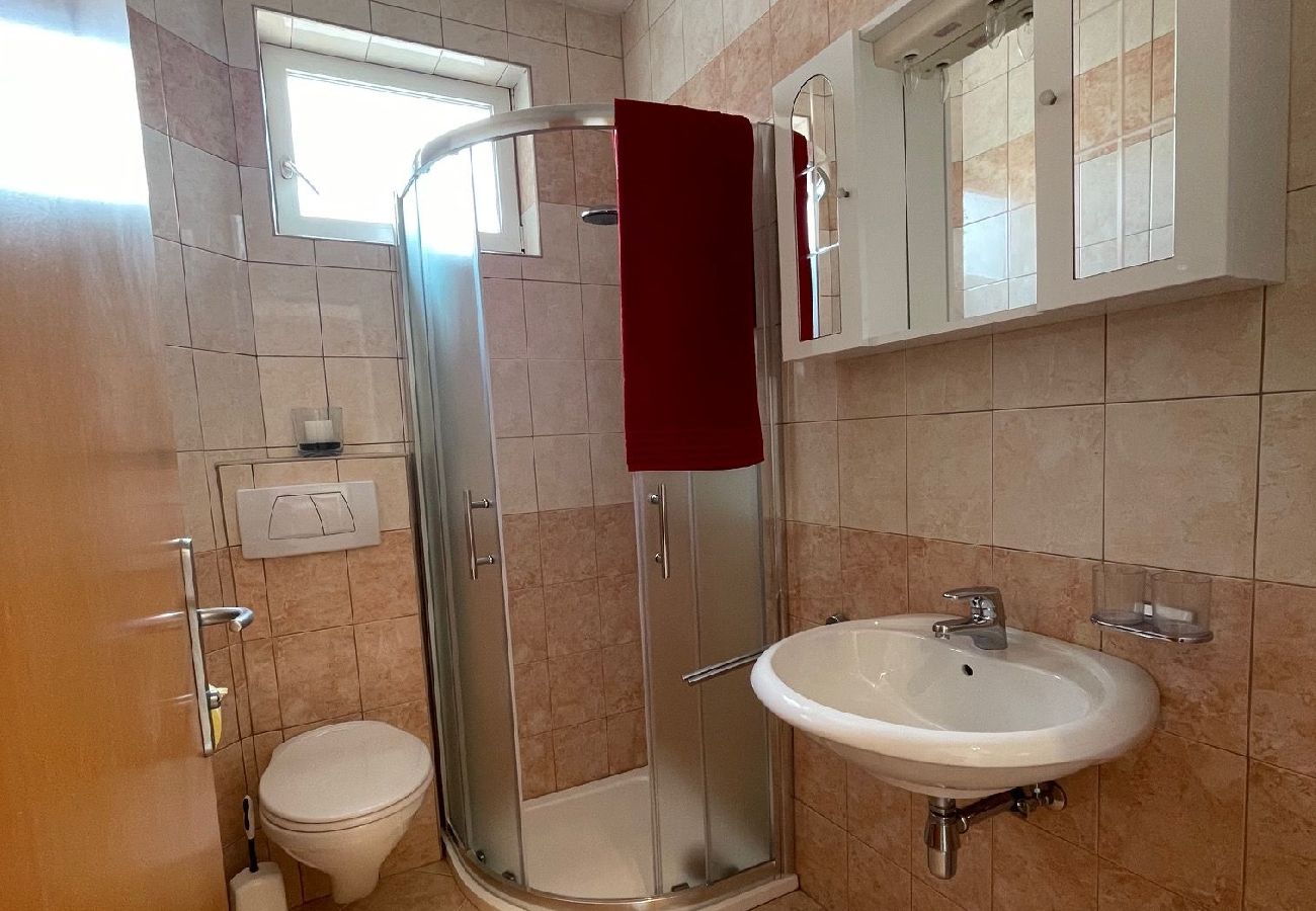 Apartament w Crikvenica - Apartament w Crikvenica z Widok na morze, balkon, Klimatyzacja, WIFI (3492-4)