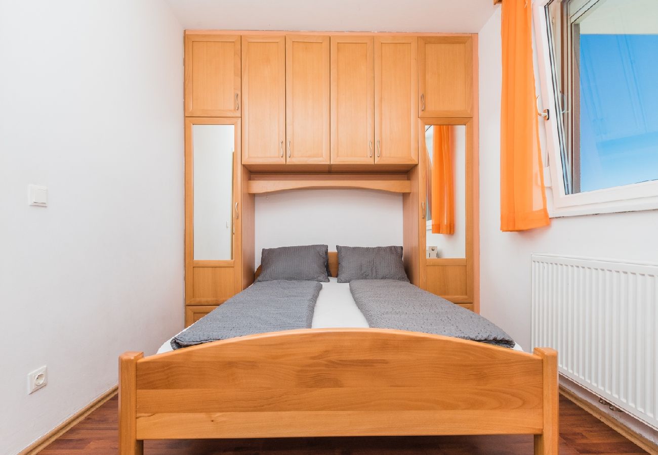 Apartament w Crikvenica - Apartament w Crikvenica z Widok na morze, taras, Klimatyzacja, WIFI (3492-5)