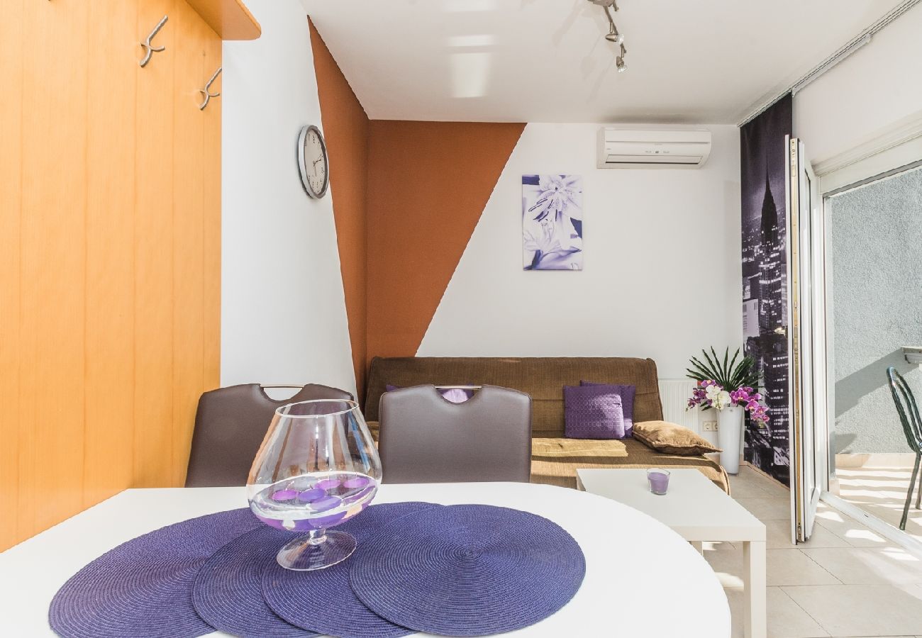 Apartament w Crikvenica - Apartament w Crikvenica z Widok na morze, taras, Klimatyzacja, WIFI (3492-6)