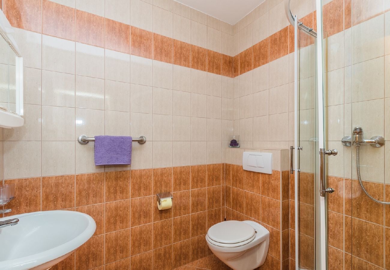 Apartament w Crikvenica - Apartament w Crikvenica z Widok na morze, taras, Klimatyzacja, WIFI (3492-6)