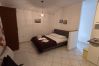 Studio w Baška - Apartament typu studio w Bašce z widokiem na morze, balkonem, klimatyzacją, WLAN (3494-3)
