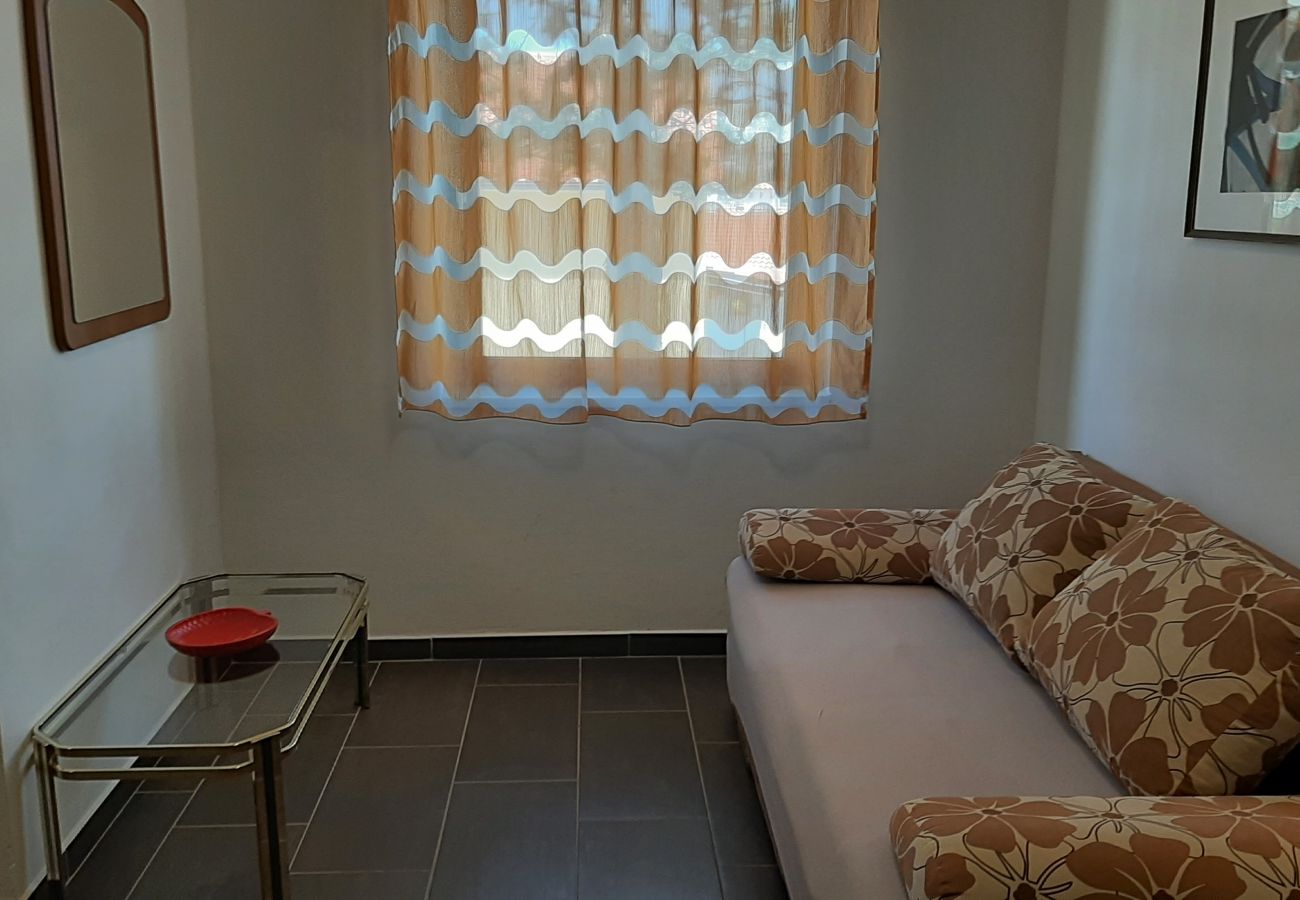 Apartament w Baška - Ferienwohnung in Baška mit Meerblick, Terrasse, Klimaanlage, W-LAN (3494-4)