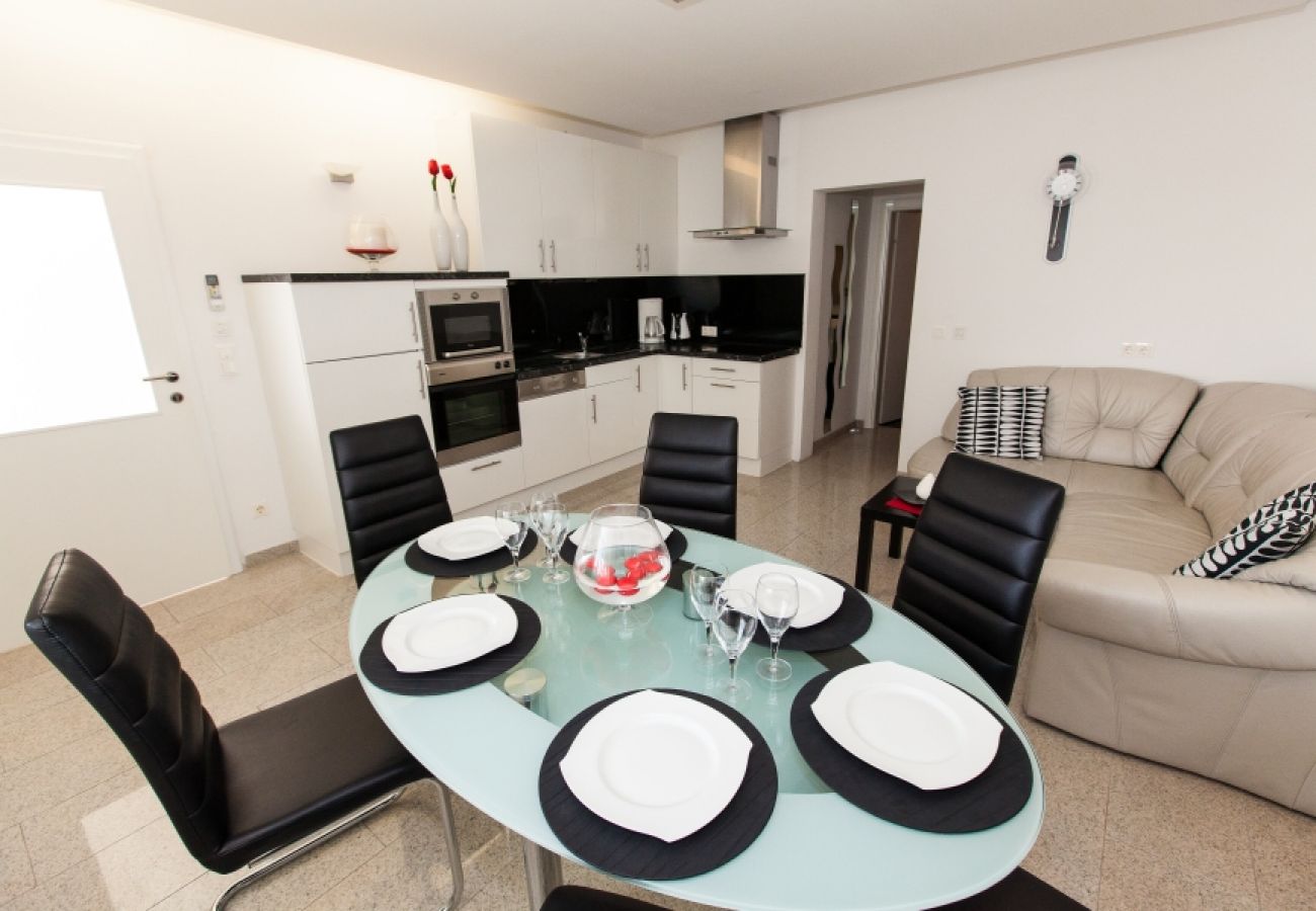 Apartament w Crikvenica - Apartament w Crikvenica z Widok na morze, taras, Klimatyzacja, WIFI (3492-10)