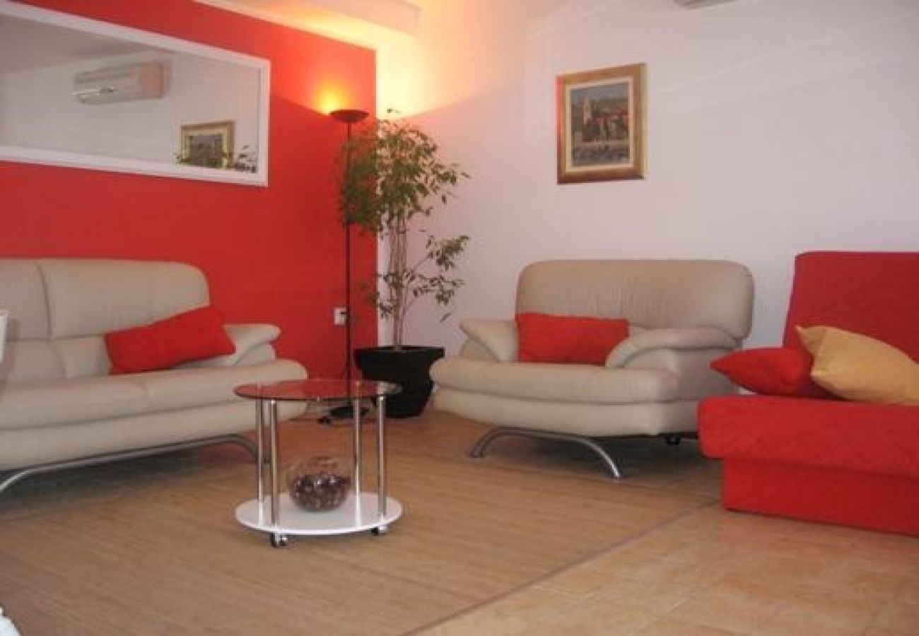 Apartament w Prvic Luka - Apartament w Prvić Luka z Widok na morze, taras, Klimatyzacja, WIFI (3347-1)