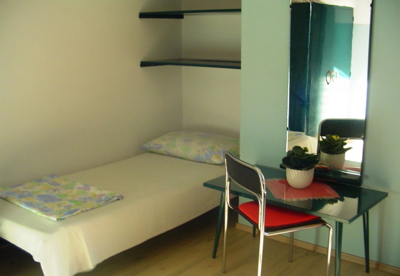 Apartament w Pakoštane - Apartament w Pakoštane z Widok na morze, balkon, Klimatyzacja, WIFI (3539-1)