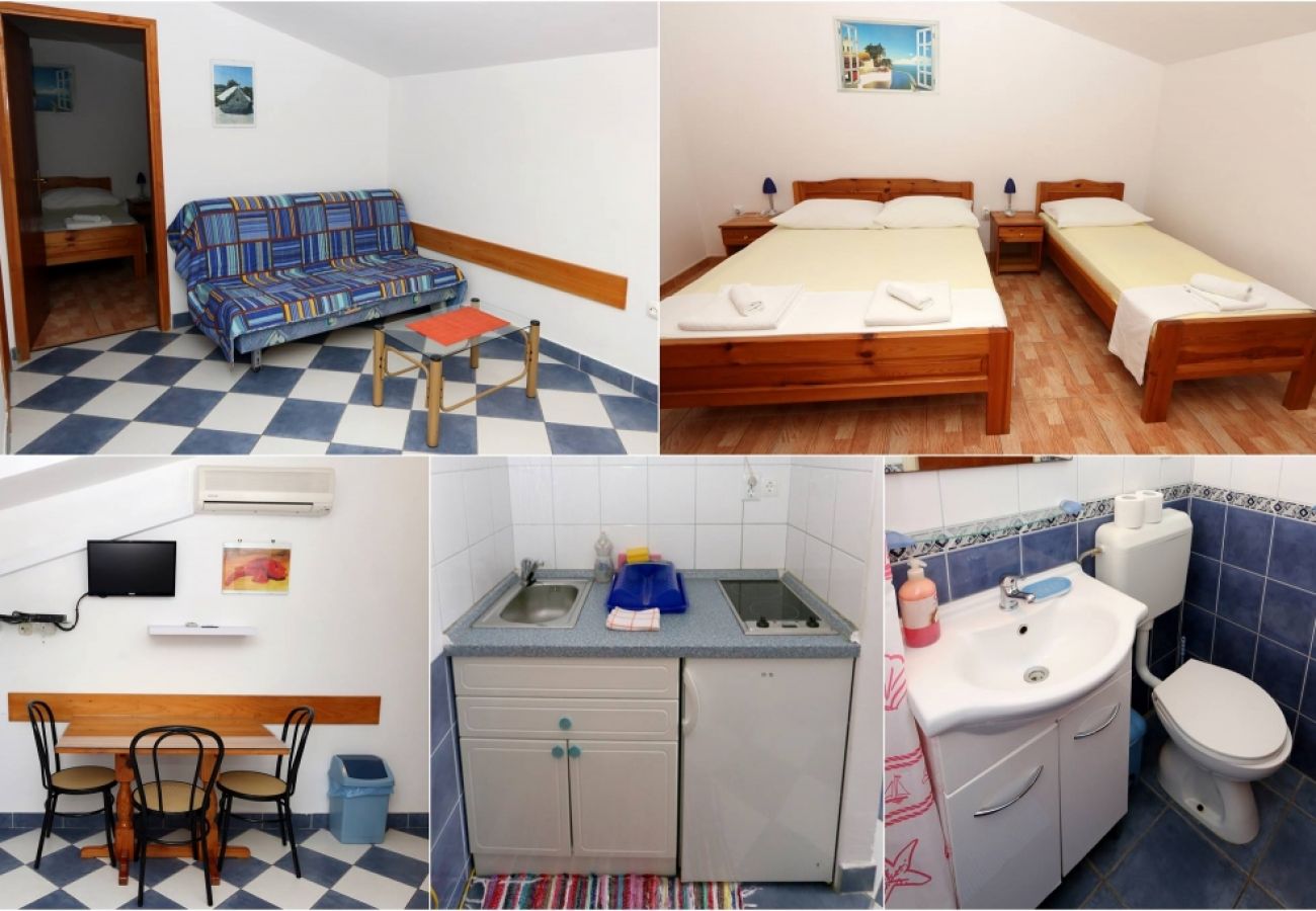 Apartament w Sucuraj - Apartament w Sućuraj z Widok na morze, balkon, Klimatyzacja, WIFI (3560-1)