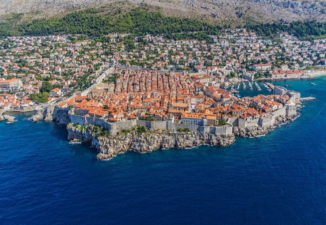 Apartament w Cavtat - Apartament w Cavtat z Widok na morze, balkon, Klimatyzacja, WIFI (3566-1) Apartament w Cavtat - Apartament w Cavtat z Widok na morze, balkon, Klimatyzacja, WIFI (3566-1)