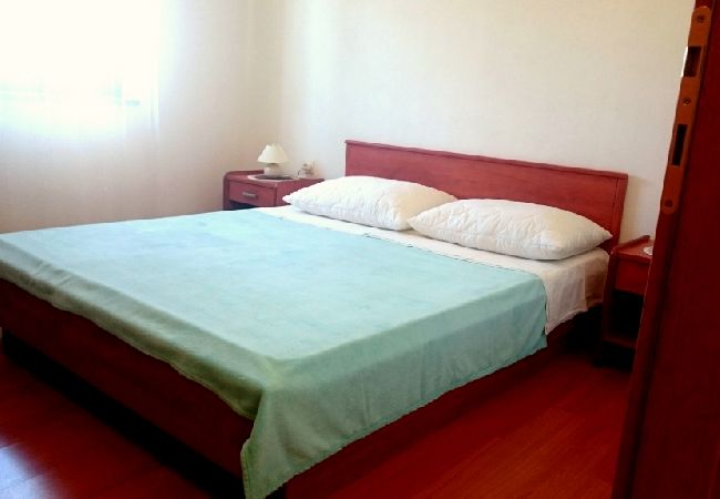 Apartament w Novalja - Apartament w Novalja z Widok na morze, taras, Klimatyzacja, WIFI (3572-1) Apartament w Novalja - Apartament w Novalja z Widok na morze, taras, Klimatyzacja, WIFI (3572-1)