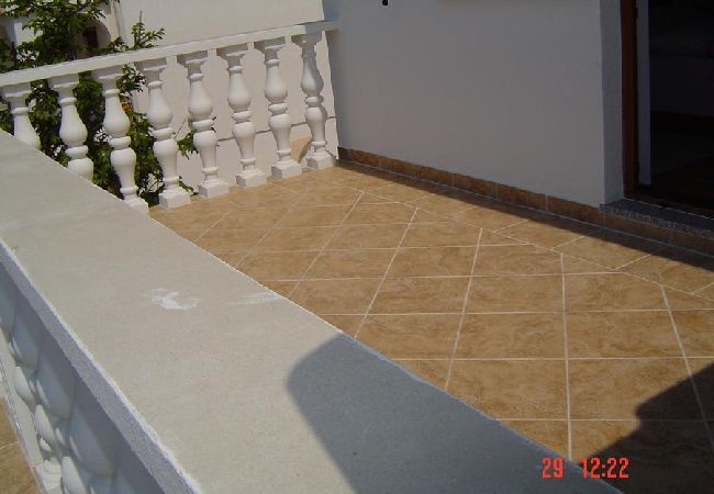 Apartament w Novalja - Apartament w Novalja z Widok na morze, taras, Klimatyzacja, WIFI (3572-1) Apartament w Novalja - Apartament w Novalja z Widok na morze, taras, Klimatyzacja, WIFI (3572-1)