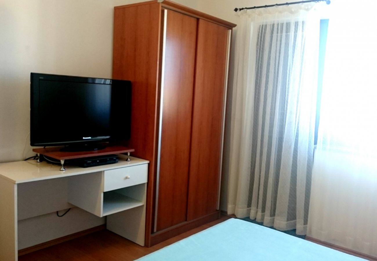 Apartament w Novalja - Apartament w Novalja z Widok na morze, taras, Klimatyzacja, WIFI (3572-1)