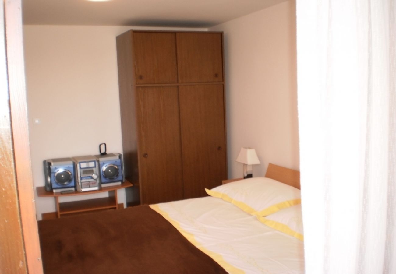 Apartament w Zavala - Apartament w Zavala z Widok na morze, taras, Klimatyzacja, WIFI (3576-1)