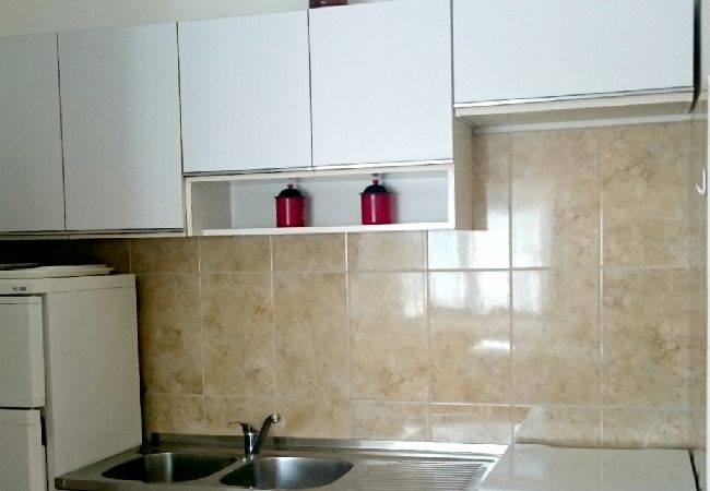 Apartament w Novalja - Apartament w Novalja z Widok na morze, taras, Klimatyzacja, WIFI (3572-2) Apartament w Novalja - Apartament w Novalja z Widok na morze, taras, Klimatyzacja, WIFI (3572-2)