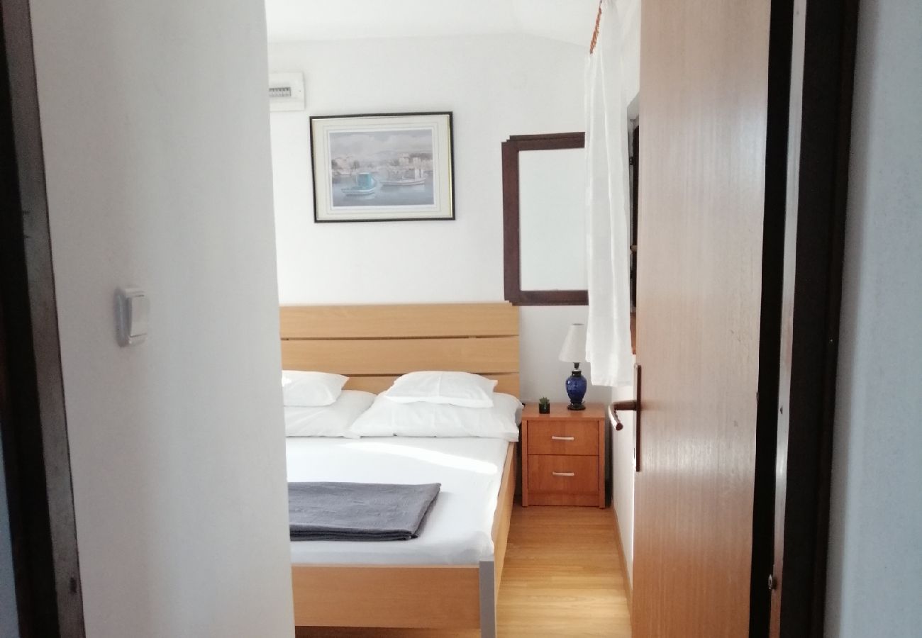 Apartament w Privlaka - Apartament w Privlaka z Widok na morze, taras, Klimatyzacja, WIFI (3591-1)