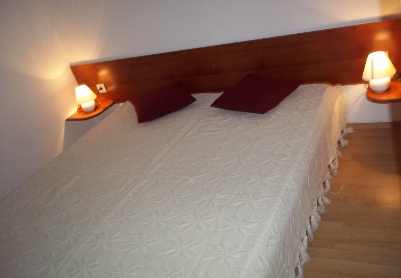 Apartament w Vodice - Apartament w Vodice z taras, Klimatyzacja, WIFI (3599-5)