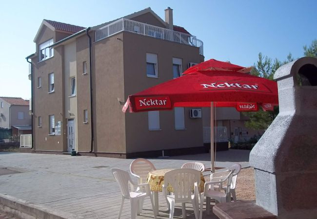 Apartament w Vodice - Apartament w Vodice z taras, Klimatyzacja, WIFI (3599-6) Apartament w Vodice - Apartament w Vodice z taras, Klimatyzacja, WIFI (3599-6)