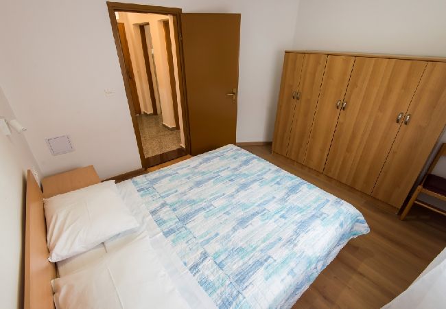 Apartament w Privlaka - Apartament w Privlaka z Widok na morze, balkon, Klimatyzacja, WIFI (3598-1) Apartament w Privlaka - Apartament w Privlaka z Widok na morze, balkon, Klimatyzacja, WIFI (3598-1)