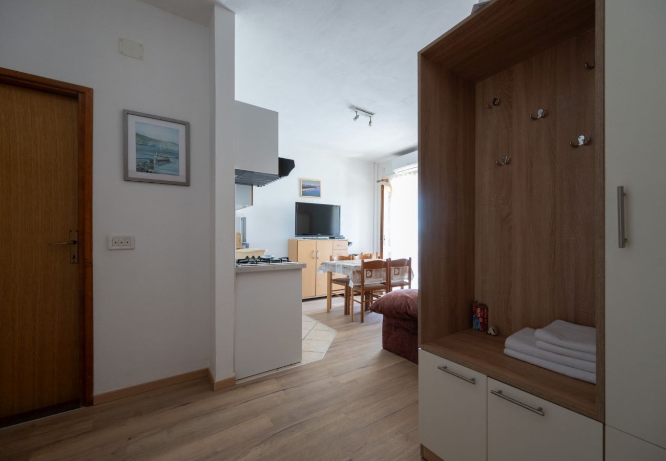 Apartament w Privlaka - Apartament w Privlaka z Widok na morze, balkon, Klimatyzacja, WIFI (3598-4)