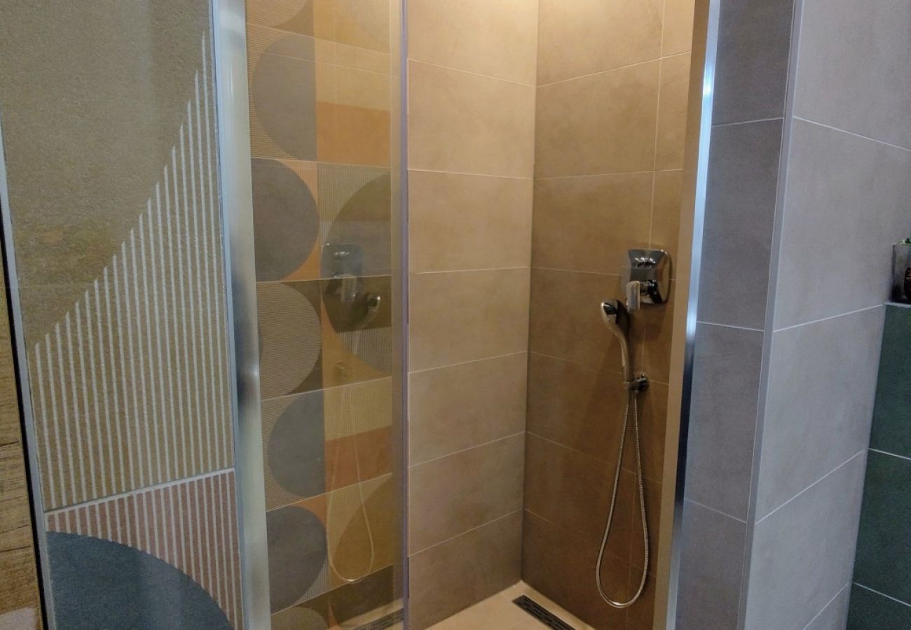 Apartament w Drašnice - Apartament w Drašnice z Widok na morze, Loggia, Klimatyzacja, WIFI (3586-3)