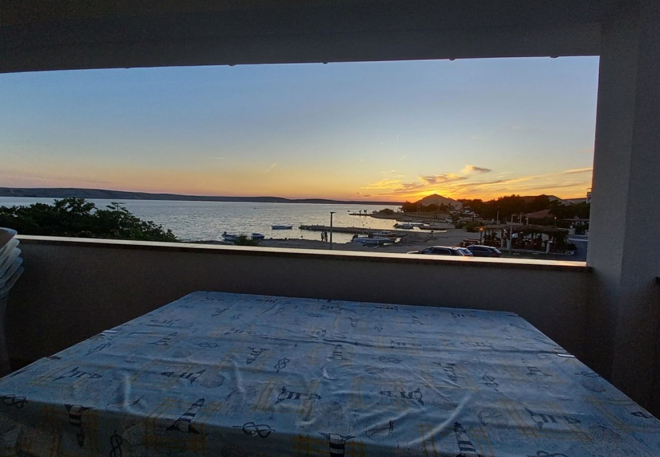 Apartament w Kustici - Apartament w Kustici z Widok na morze, balkon, Klimatyzacja, WIFI (3597-1)