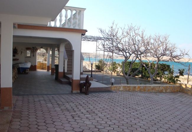 Apartament w Kustici - Apartament w Kustici z Widok na morze, balkon, Klimatyzacja, WIFI (3597-3) Apartament w Kustici - Apartament w Kustici z Widok na morze, balkon, Klimatyzacja, WIFI (3597-3)