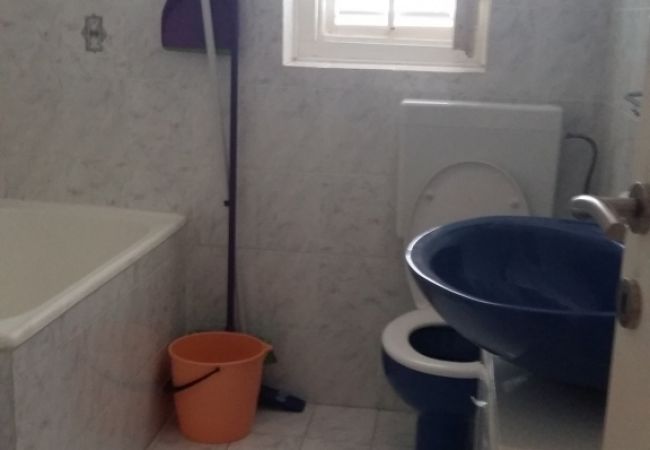 Apartament w Kustici - Apartament w Kustici z Widok na morze, taras, Klimatyzacja, WIFI (3597-4) Apartament w Kustici - Apartament w Kustici z Widok na morze, taras, Klimatyzacja, WIFI (3597-4)