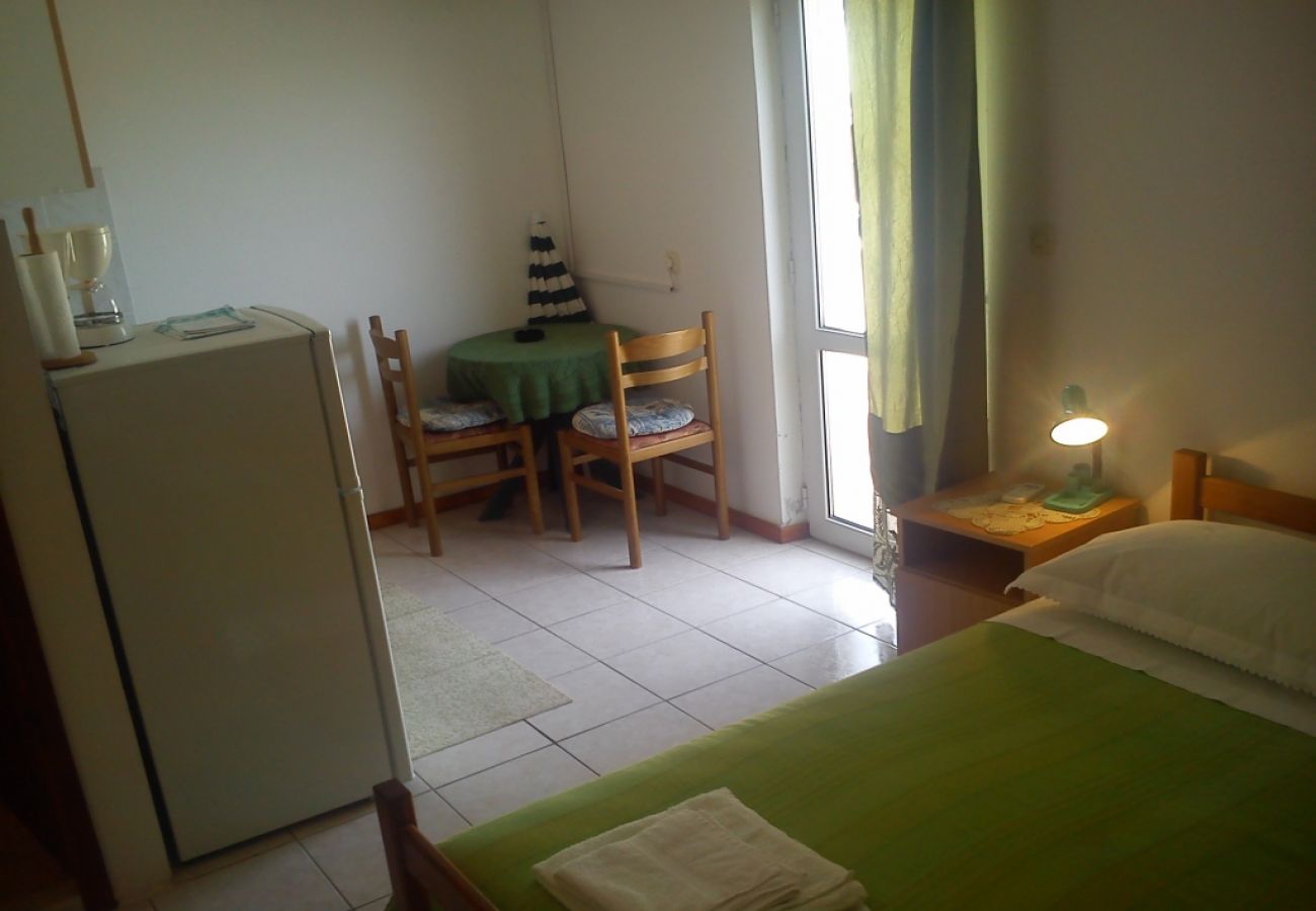 Studio w Hvar - Apartament Studio w Hvar z Widok na morze, balkon, Klimatyzacja, WIFI (3615-3)