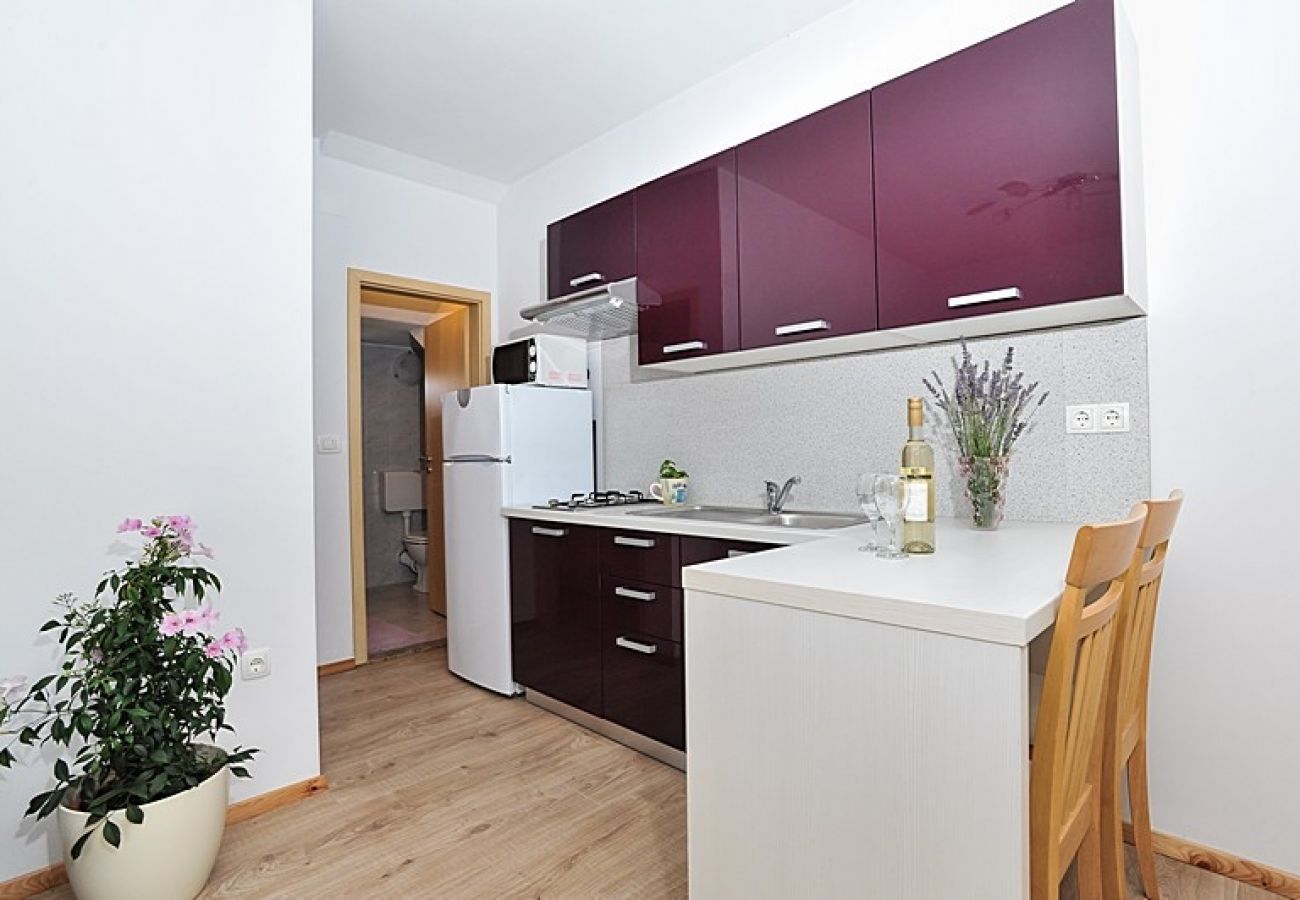 Apartament w Poljana - Apartament w Poljana z Widok na morze, taras, Klimatyzacja, WIFI (3617-2)