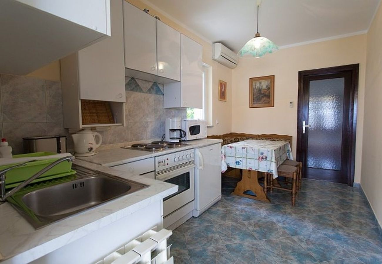 Apartament w Omišalj - Apartament w Omišalj z Widok na morze, Loggia, Klimatyzacja, WIFI (3623-3)