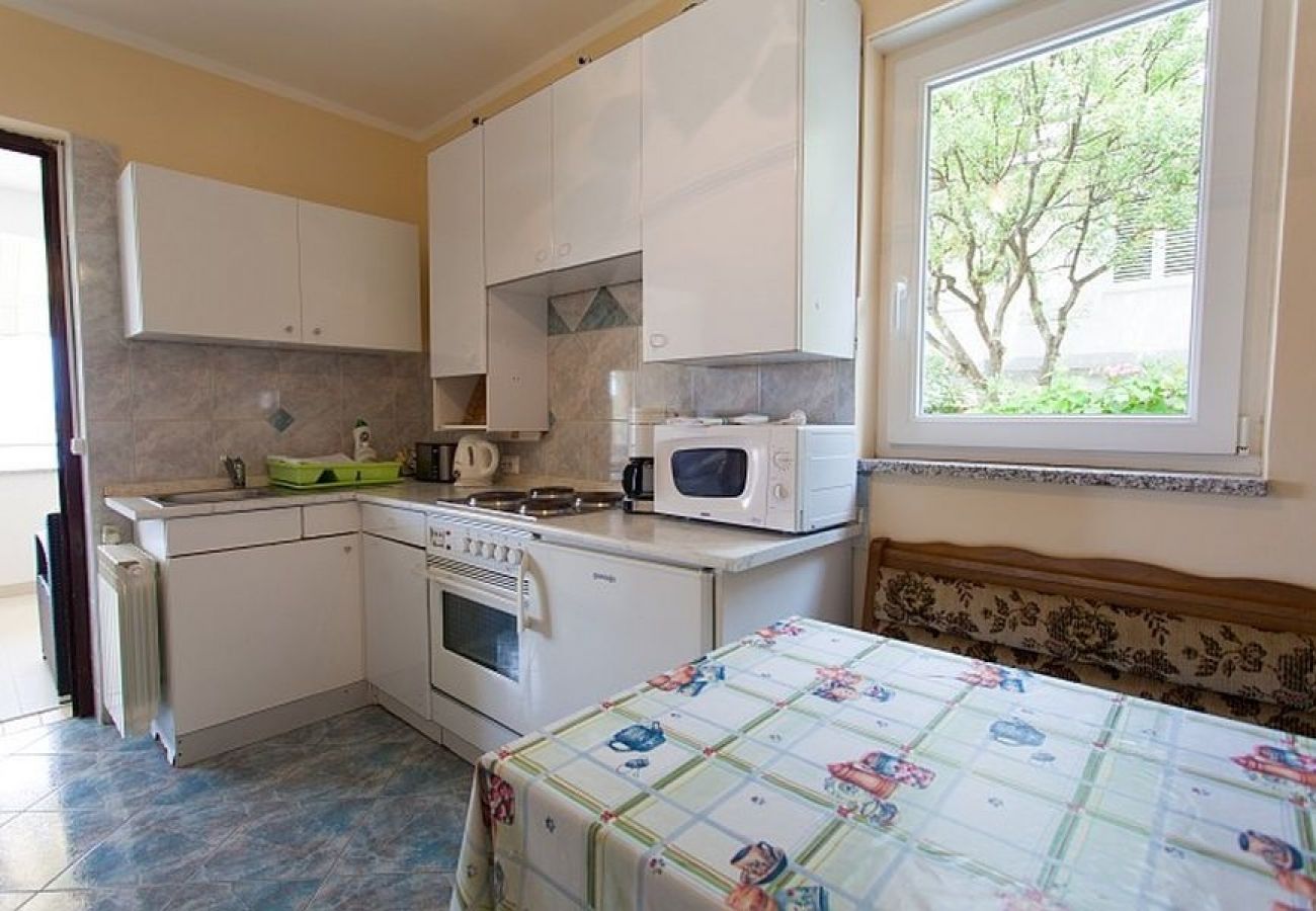 Apartament w Omišalj - Apartament w Omišalj z Widok na morze, Loggia, Klimatyzacja, WIFI (3623-3)