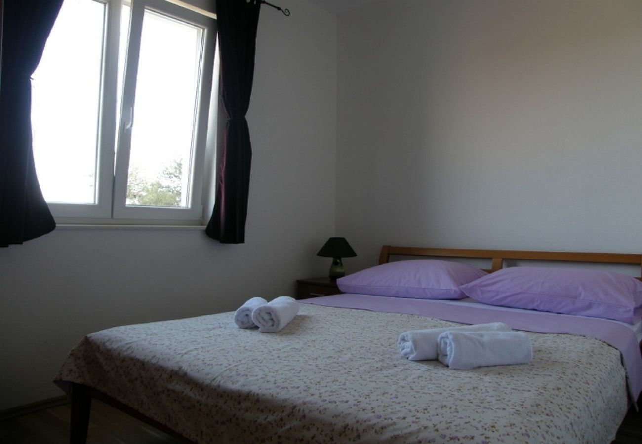 Apartament w Lumbarda - Apartament w Lumbarda z Widok na morze, taras, Klimatyzacja, WIFI (3632-2)