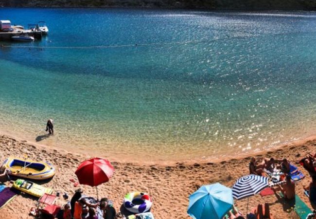 Apartament w Rab - Apartament w Barbat z Widok na morze, balkon, Klimatyzacja, WIFI (3664-5) Apartament w Rab - Apartament w Barbat z Widok na morze, balkon, Klimatyzacja, WIFI (3664-5)