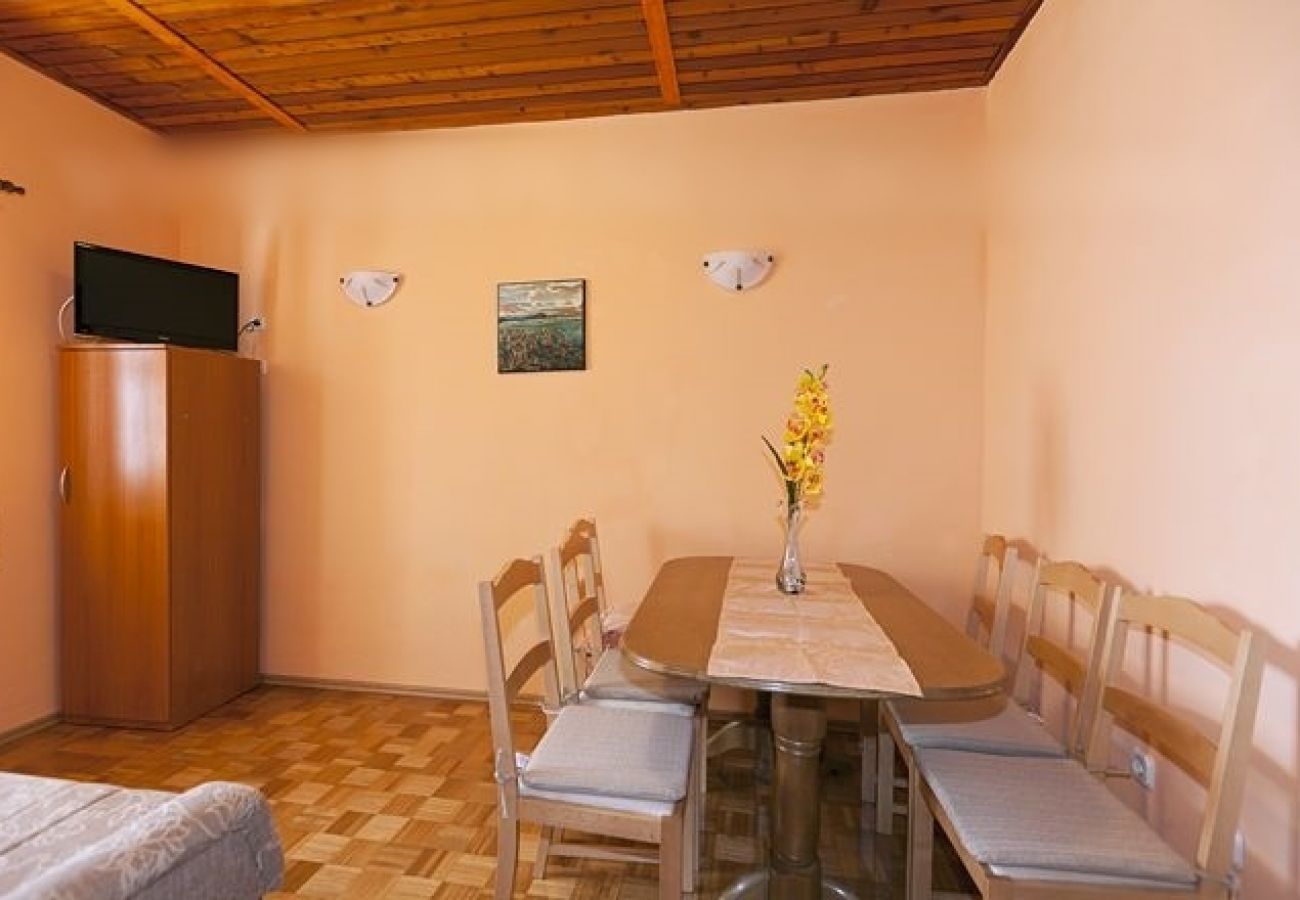 Apartament w Tucepi - Apartament w Tučepi z Widok na morze, balkon, Klimatyzacja, WIFI (3674-1)