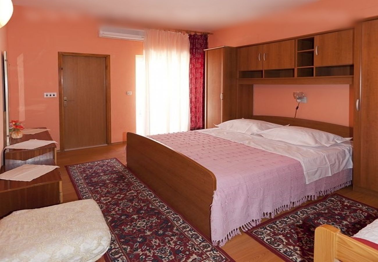 Apartament w Tucepi - Apartament w Tučepi z taras, Klimatyzacja, WIFI (3674-2)