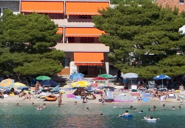 Studio w Tucepi - Apartament Studio w Tučepi z Widok na morze, balkon, Klimatyzacja, WIFI (3674-4) Studio w Tucepi - Apartament Studio w Tučepi z Widok na morze, balkon, Klimatyzacja, WIFI (3674-4)