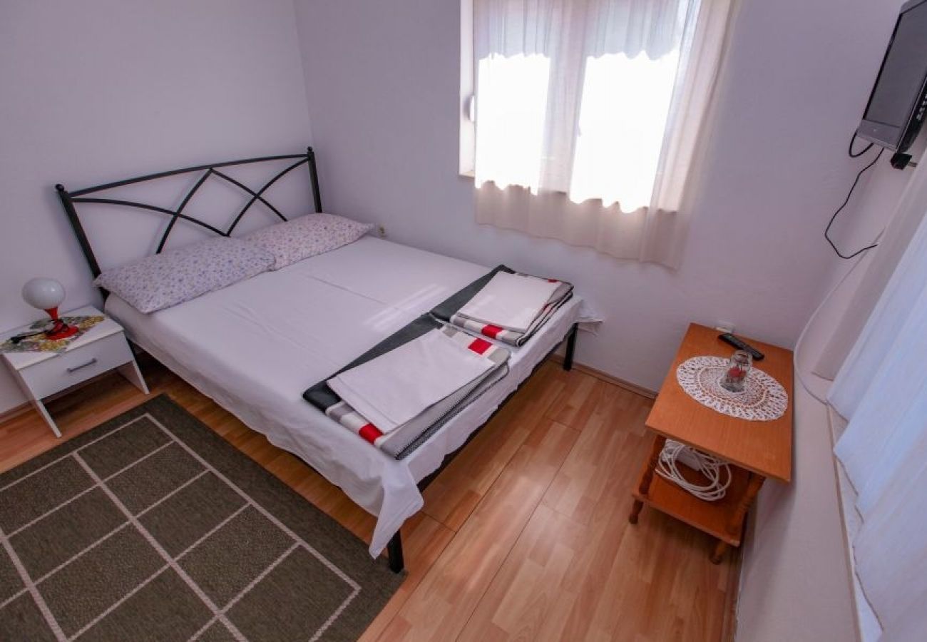 Apartament w Podaca - Apartament w Podaca z Widok na morze, taras, WIFI (3676-1)