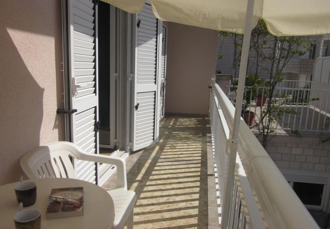 Studio w Hvar - Apartament Studio w Hvar z Widok na morze, balkon, Klimatyzacja, WIFI (3666-1)