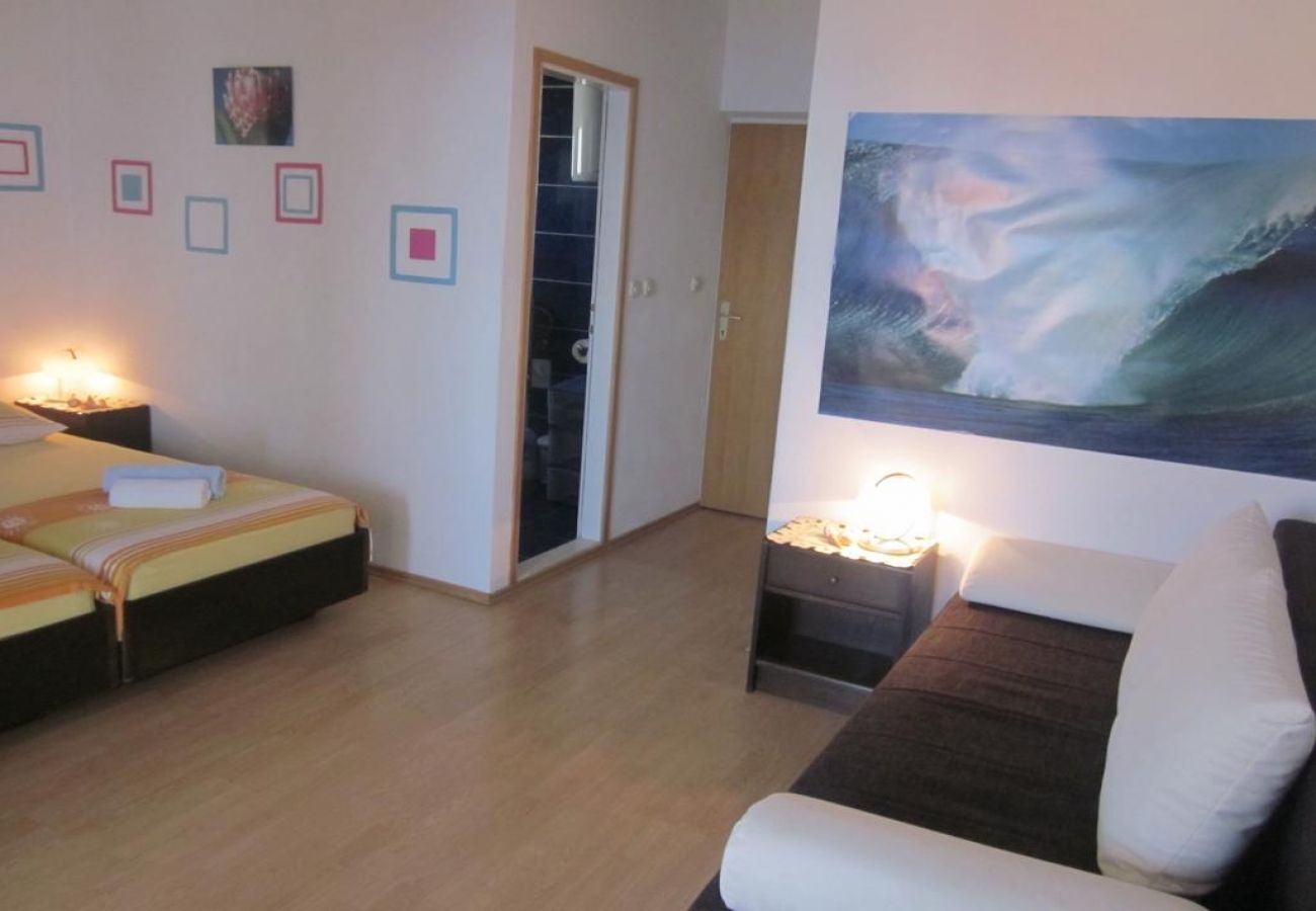 Apartament w Hvar - Apartament w Hvar z Widok na morze, taras, Klimatyzacja, WIFI (3666-2)