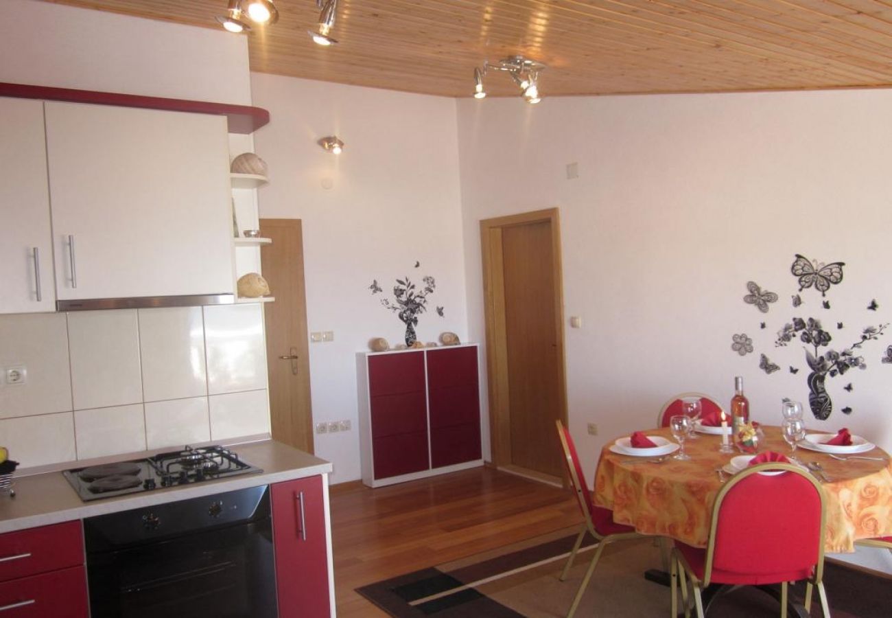 Apartament w Hvar - Apartament w Hvar z Widok na morze, taras, Klimatyzacja, WIFI (3666-4)