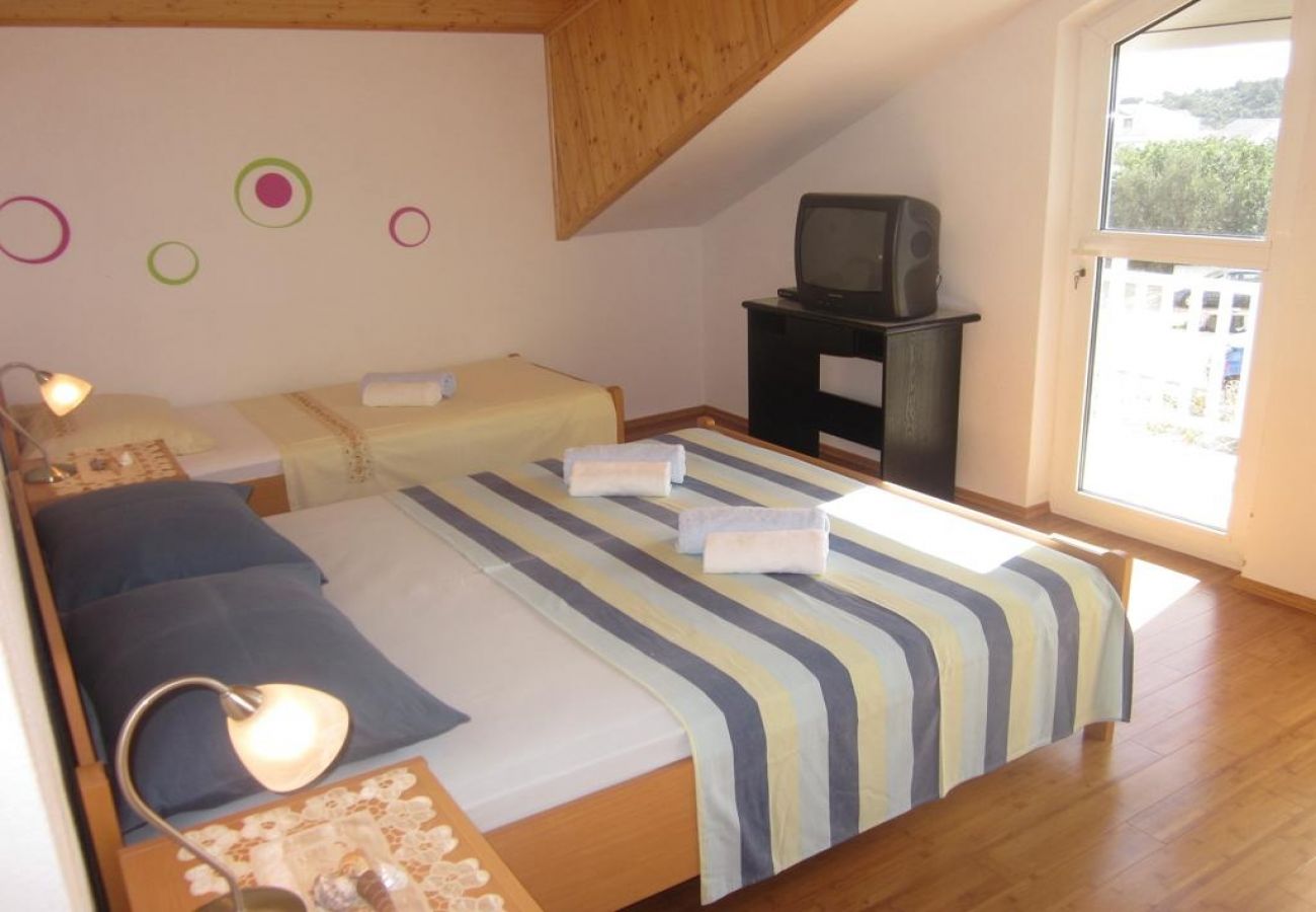 Apartament w Hvar - Apartament w Hvar z Widok na morze, taras, Klimatyzacja, WIFI (3666-5)