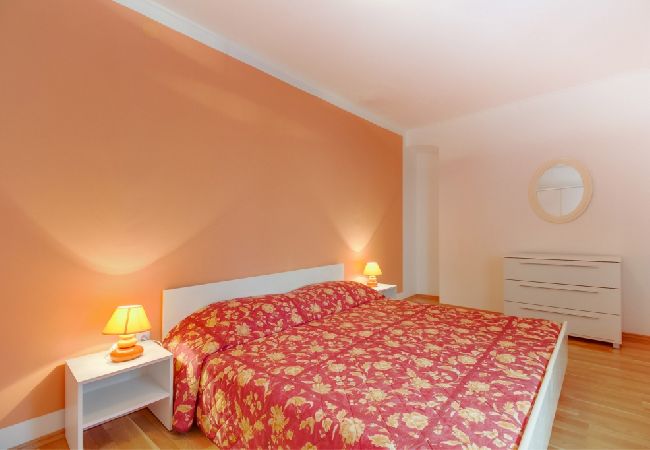 Apartament w Mali Lošinj - Apartament w Mali Lošinj z taras, Klimatyzacja, Pralka (3683-1) Apartament w Mali Lošinj - Apartament w Mali Lošinj z taras, Klimatyzacja, Pralka (3683-1)