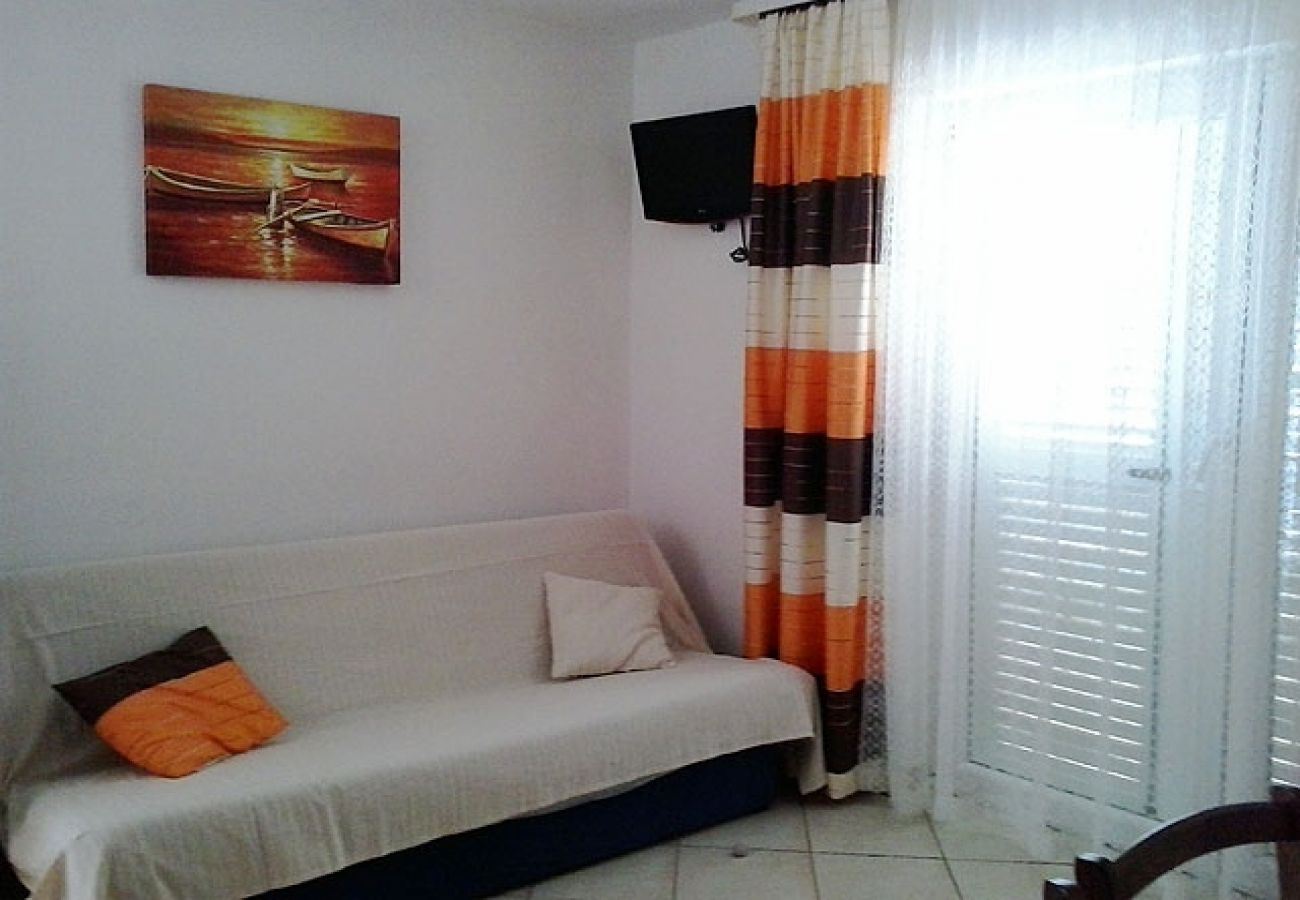 Apartament w Novi Vinodolski - Apartament w Novi Vinodolski z Widok na morze, balkon, Klimatyzacja, WIFI (3667-1)