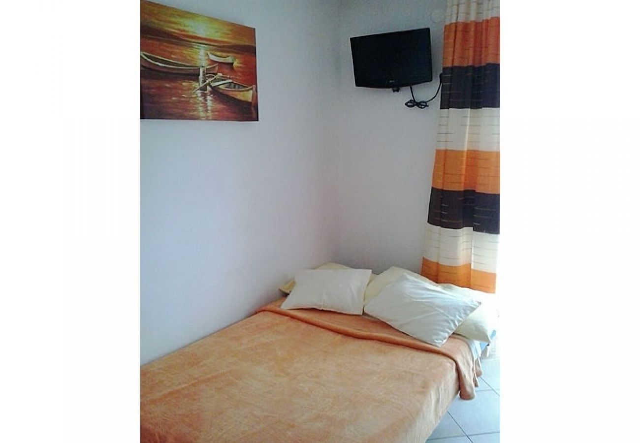 Apartament w Novi Vinodolski - Apartament w Novi Vinodolski z Widok na morze, balkon, Klimatyzacja, WIFI (3667-1)